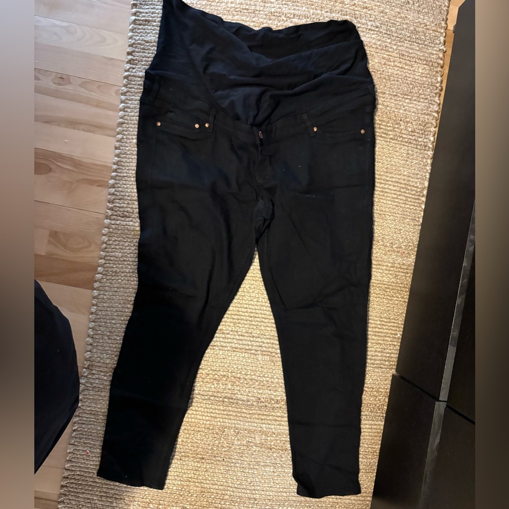 H&M MAMA skinny Jeans